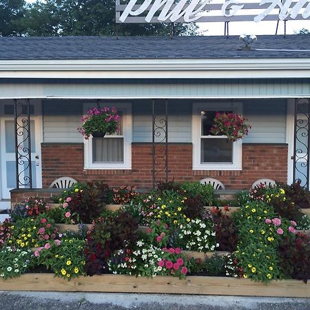 Phil And Anns Sunset Motel Charlestown Exterior foto